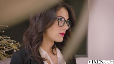 Prety brunette with big tits Valentina Nappi got fucked